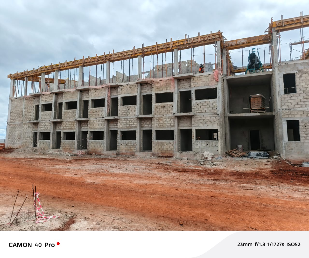 Bâtiment en construction illustrant l’expertise BTP de Groupe ICM Constructions