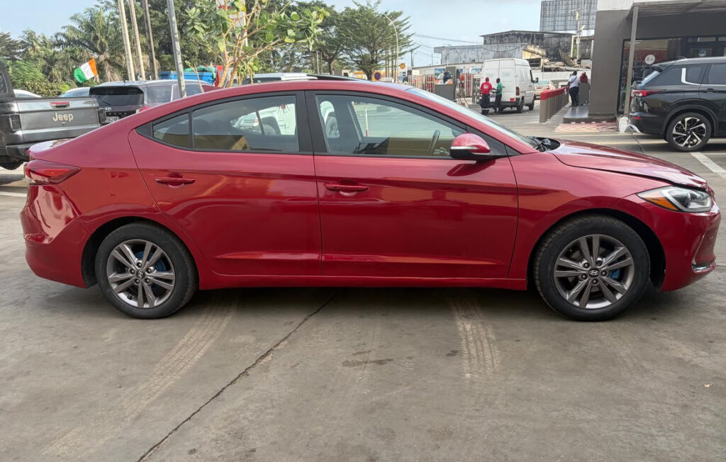 hyundai elantra année 2018