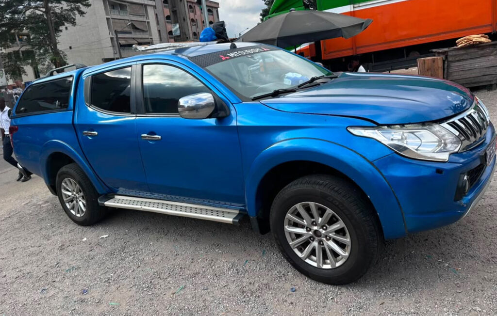 mitsubishi l200 année 2018 copie