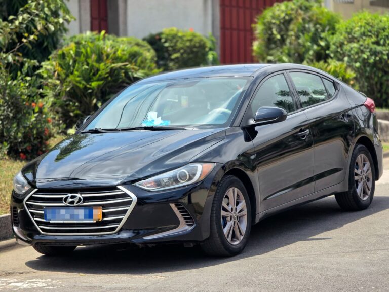 HYUNDAI ELANTRA whatsapp image 2026 10 14 at 21.57.16